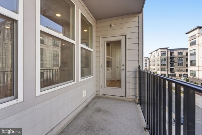 Building Photo - 13331 Launders St