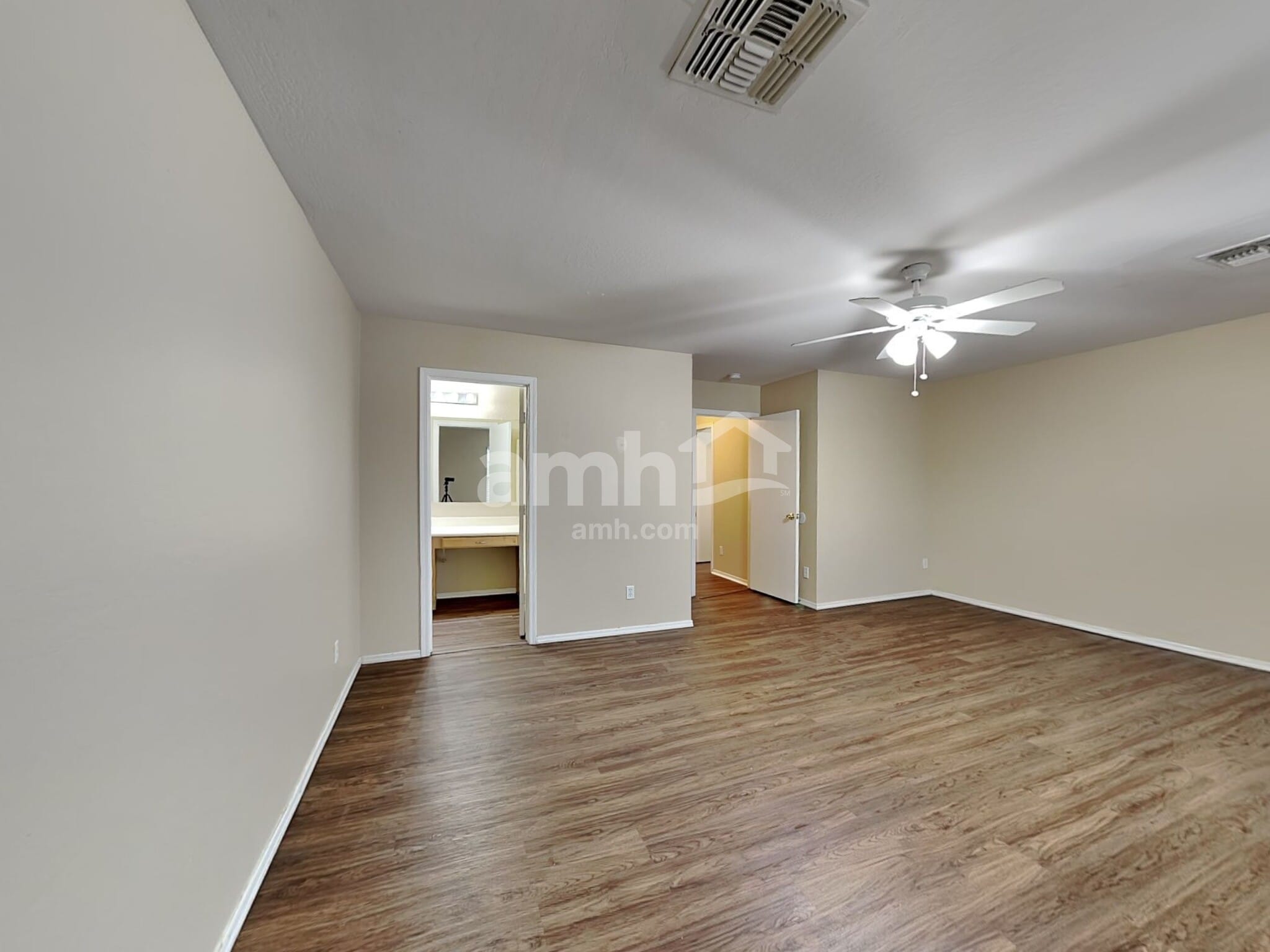 Building Photo - 3131 W Alta Vista Rd