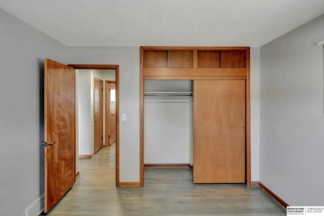 Building Photo - 4620 Van Dorn St