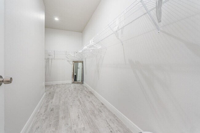 Building Photo - 448 St Andre Blvd