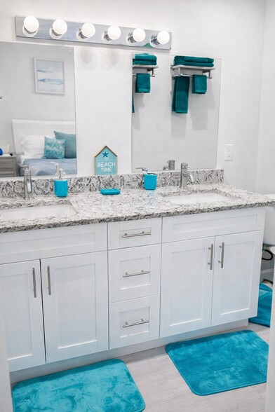 Building Photo - 2682 Nokomis Ave