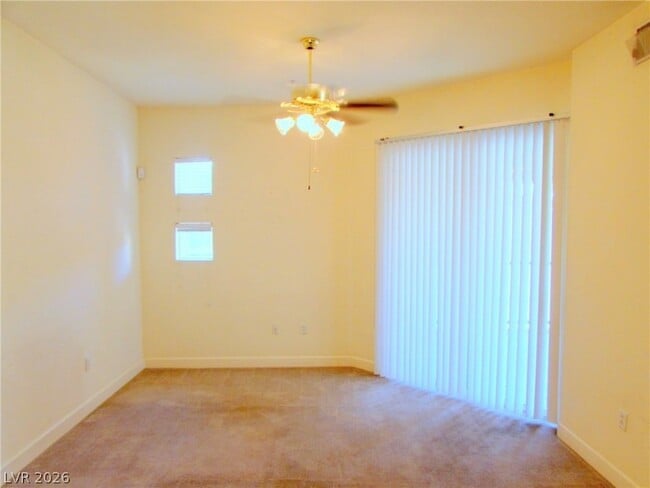 Building Photo - 83 E Agate Ave