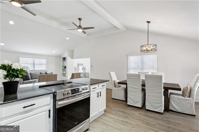 Building Photo - 2192 Spink St NW