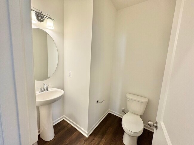 Building Photo - 4 br 2.5 ba with 2 car garage new construction