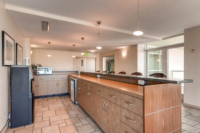 Building Photo - Gorgeous Condo Located on Cortez Hill in Downtown!