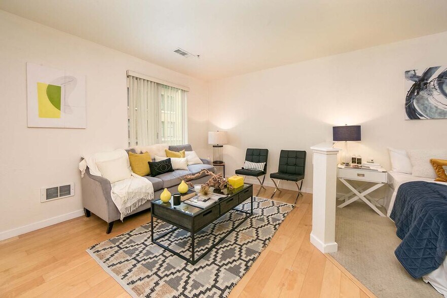 Building Photo - 1511 Jefferson St