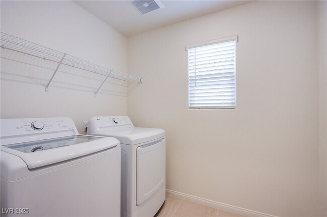 Building Photo - 6609 Tumoulin St