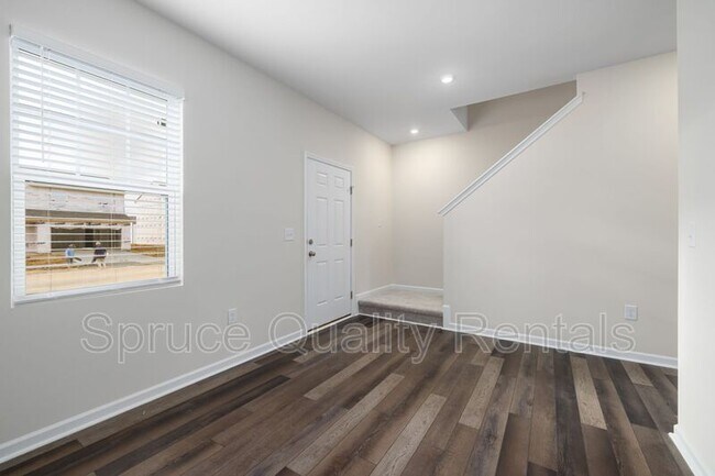 Building Photo - 1504 Arapahoe Ridge Dr