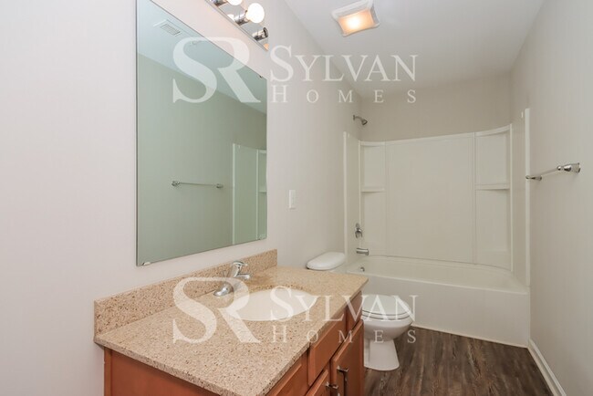 Building Photo - Prepare to fall in love with this 3 bedroom, 2.5 bathroom home