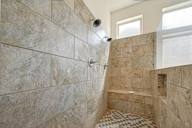 Building Photo - 28214 Evergreen Cove Ln