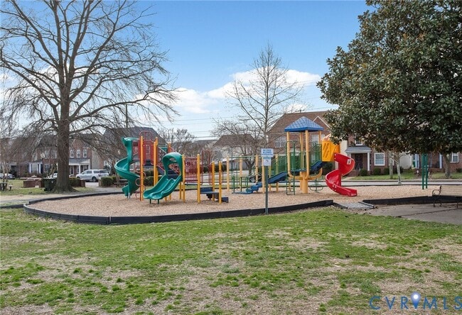 Building Photo - 1837 Grayland Ave