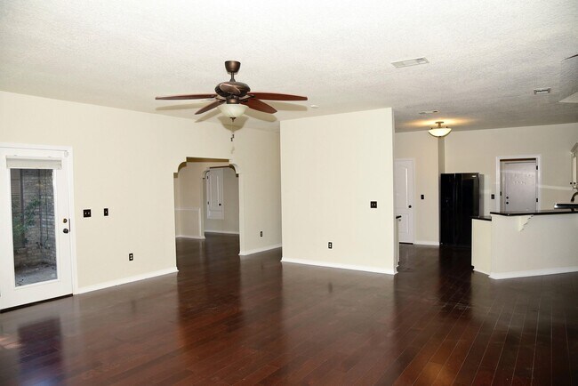 Building Photo - 116 Baywind Dr