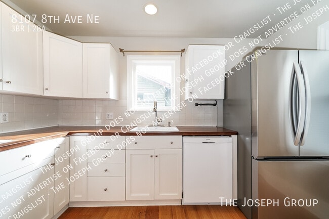 Building Photo - 8107 8th Ave NE
