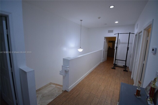 Building Photo - 3406 W 88th St
