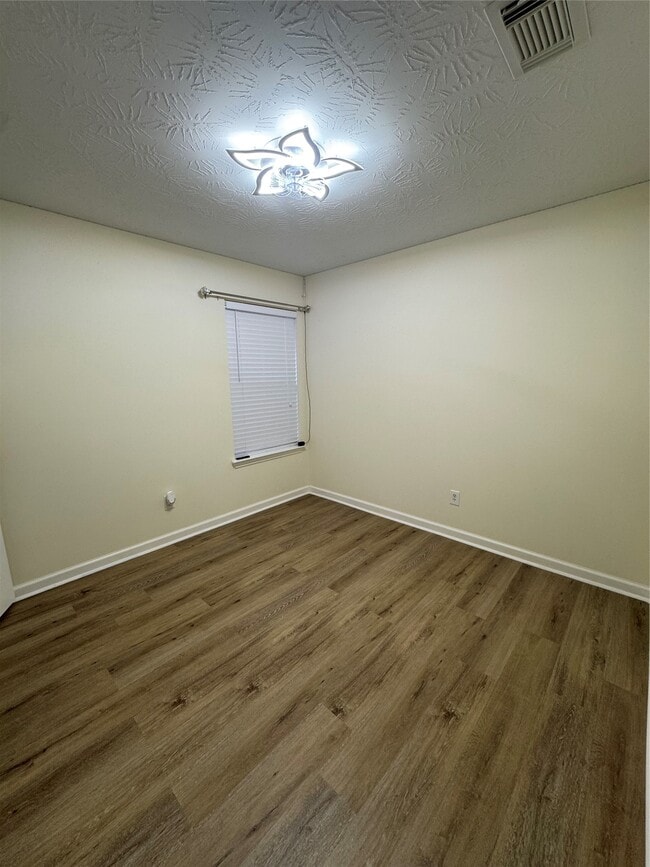 Building Photo - 5631 Bear Meadow Ln