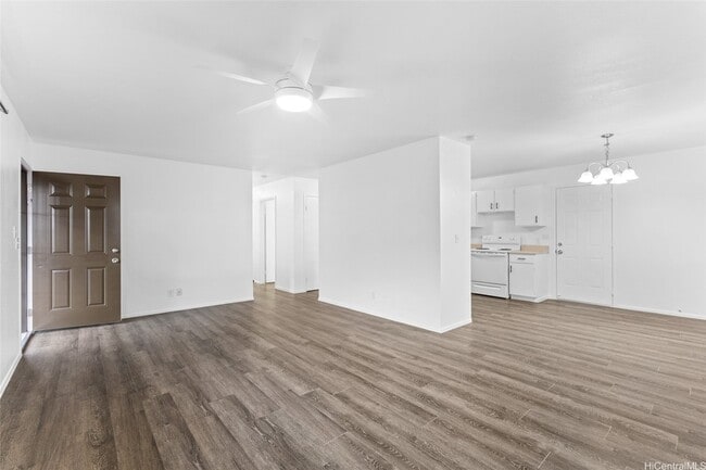 Building Photo - 667 Kamehameha Hwy