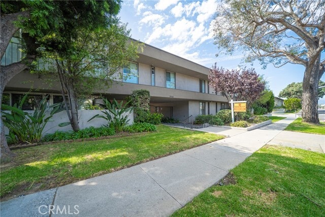 Building Photo - 2940 W Carson St