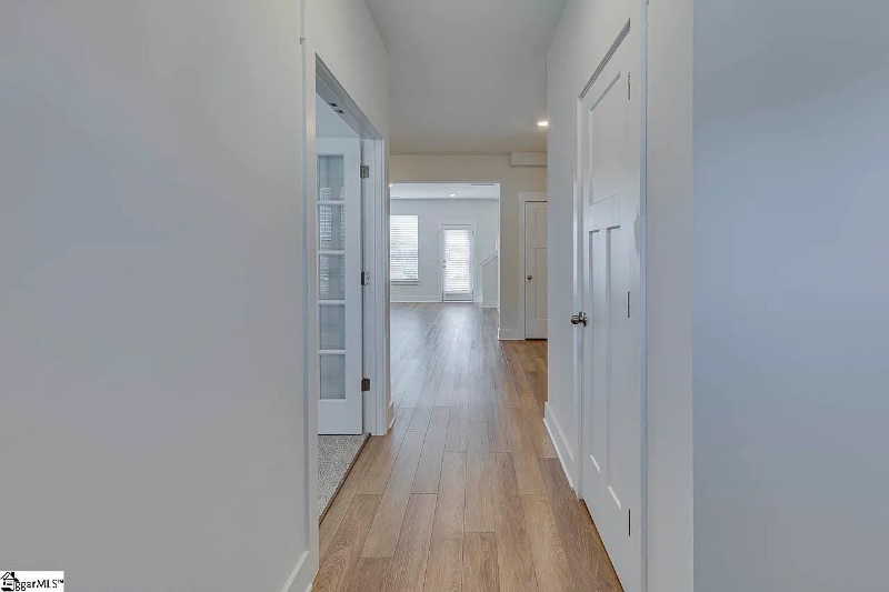 Building Photo - 103 Shallons Dr