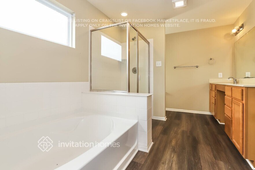 Building Photo - 791 Runningbrook Ln