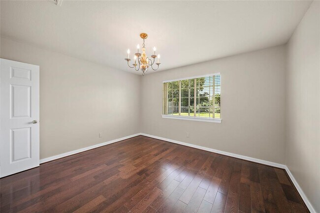 Building Photo - 4910 Canterbury Ln