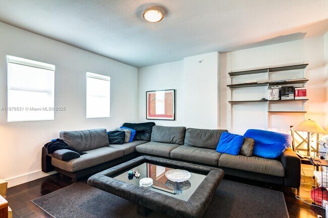 Building Photo - 7265 SW 89th St