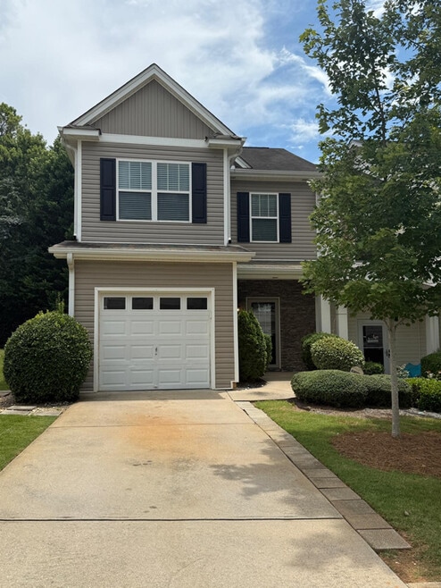 Building Photo - 518 Oakside Pl