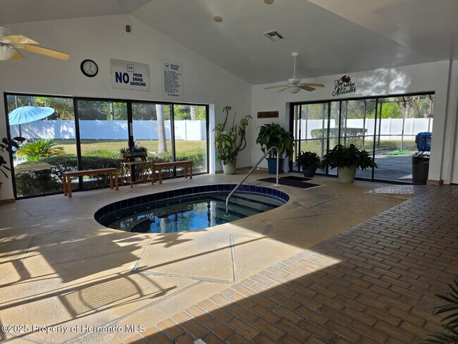 Building Photo - 9478 Nakoma Way