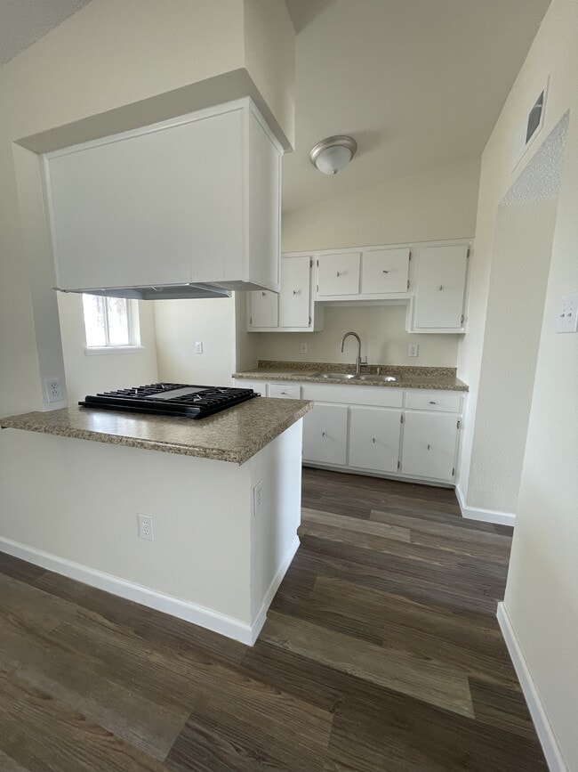 Building Photo - 312 Graphite Dr