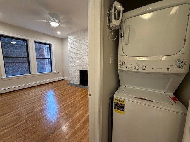 Building Photo - 11 Worcester St