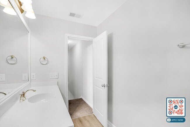 Building Photo - 1.5 Miles to Downtown Bluffton – Dive Into...