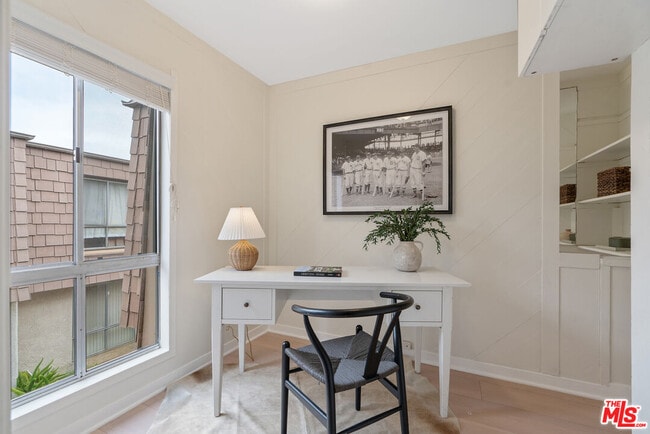 Building Photo - 4032 Yankee Dr