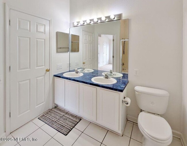 Building Photo - 12311 Kensington Lakes Dr