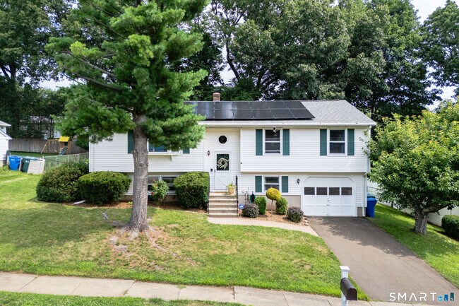Building Photo - 164 Tanglewood Dr