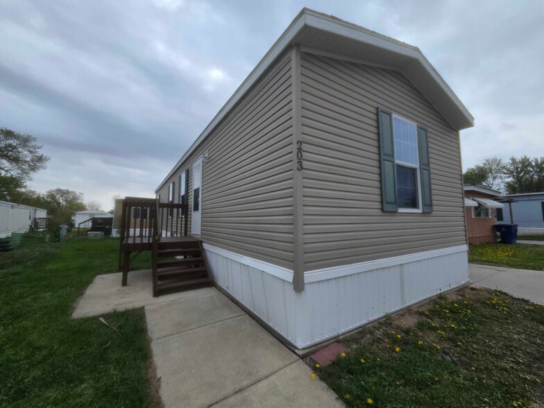 Building Photo - 3510 N 9th St