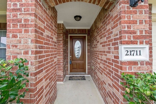 Building Photo - 21711 Debray Dr