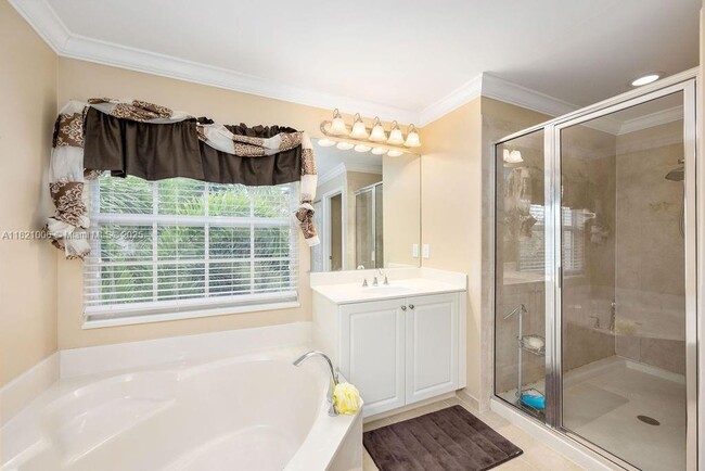 Building Photo - 7841 Jewelwood Dr