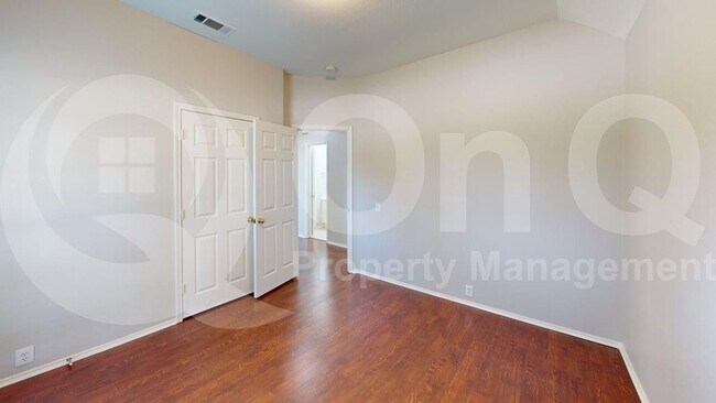 Building Photo - 7821 Aqua Vista Dr