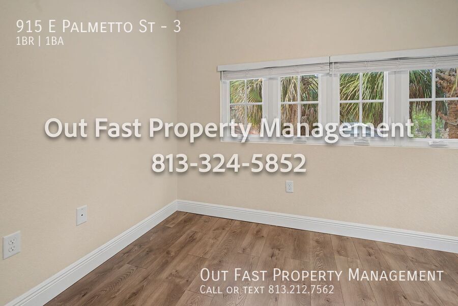 Building Photo - 915 E Palmetto St