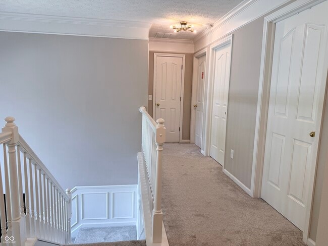 Building Photo - 14010 Avalon E Dr