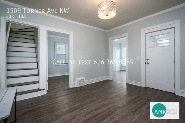 Building Photo - 1509 Turner Ave NW