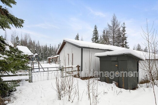 Building Photo - 2520 E Edgewood Dr