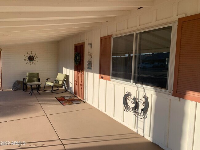 Building Photo - 10138 W Pinehurst Dr