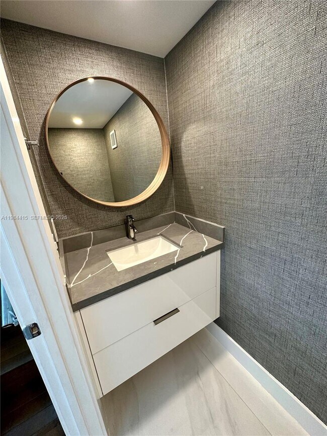 Building Photo - 9060 SW 215th Terrace