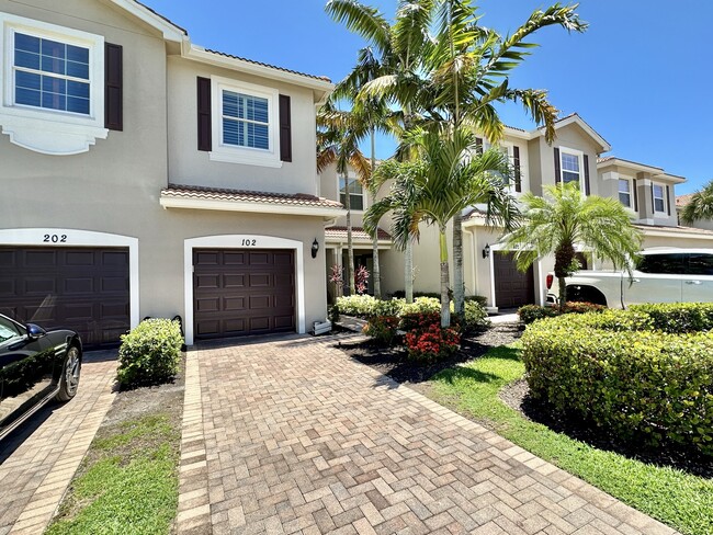 Building Photo - 6532 Monterey Point