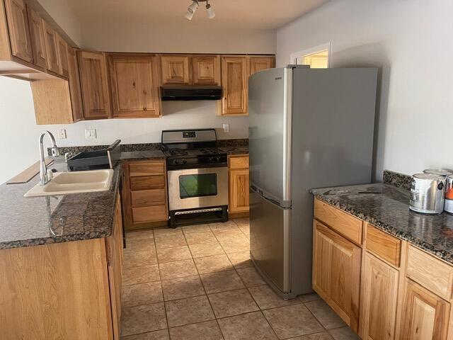 Building Photo - 4449 Walden Ln NE