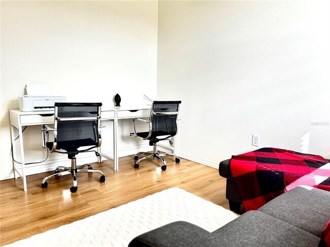 Building Photo - 2630 Angel Fls Dr