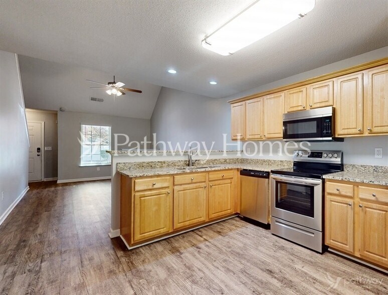 Building Photo - 160 Lossie Ln