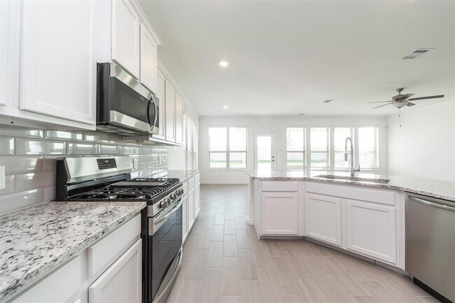 Building Photo - 2718 Ocean Pass Ln