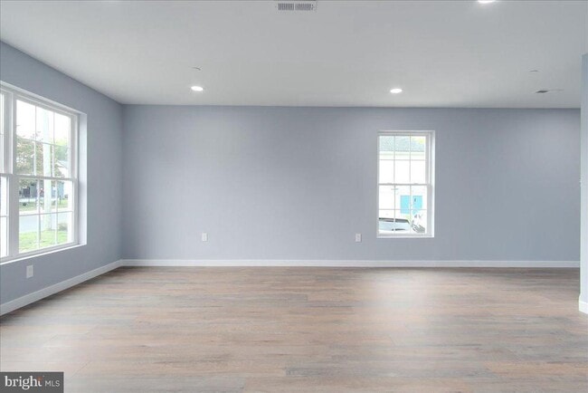 Building Photo - 17410 Gay St