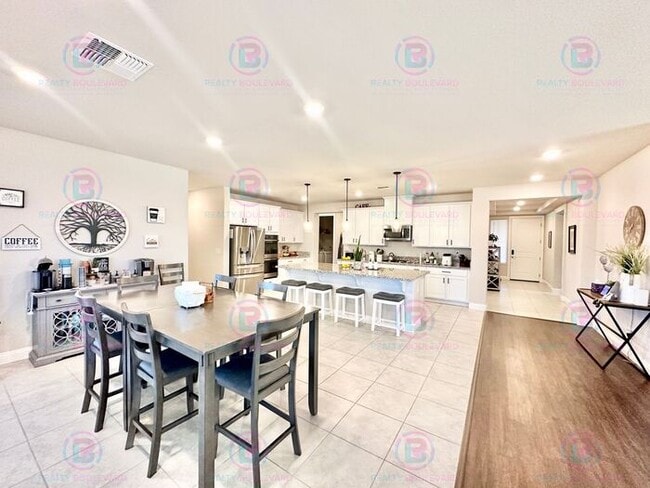 Building Photo - Welcome to your dream home, where modern elegance meets unparalleled convenience!